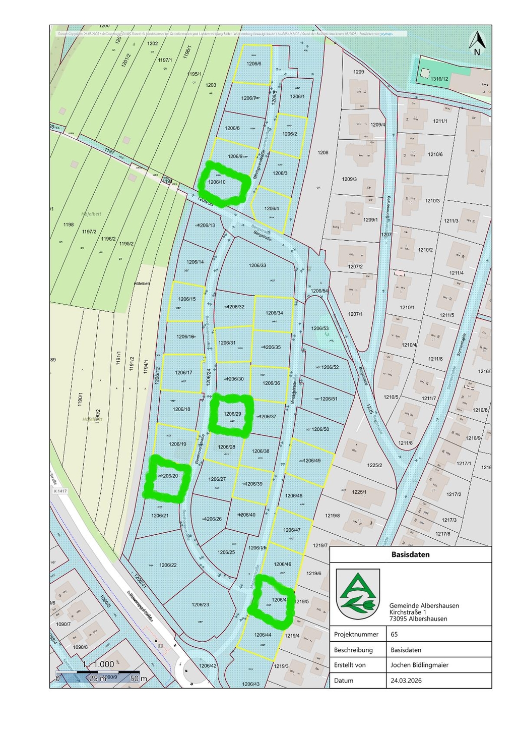 Lageplan mit Darstellung von vier Bauplätzen (grüne Markierung) aus dem Geoinformationssystem – zur Orientierung, ohne Rechtsverbindlichkeit.