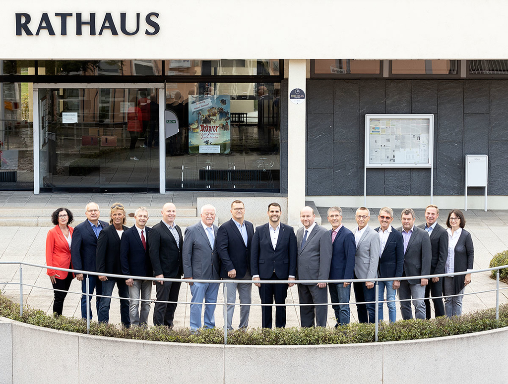 Gruppenbild Gemeinderat 2019-2024 Bild: Gruppenbild Gemeinderat 2019-2024